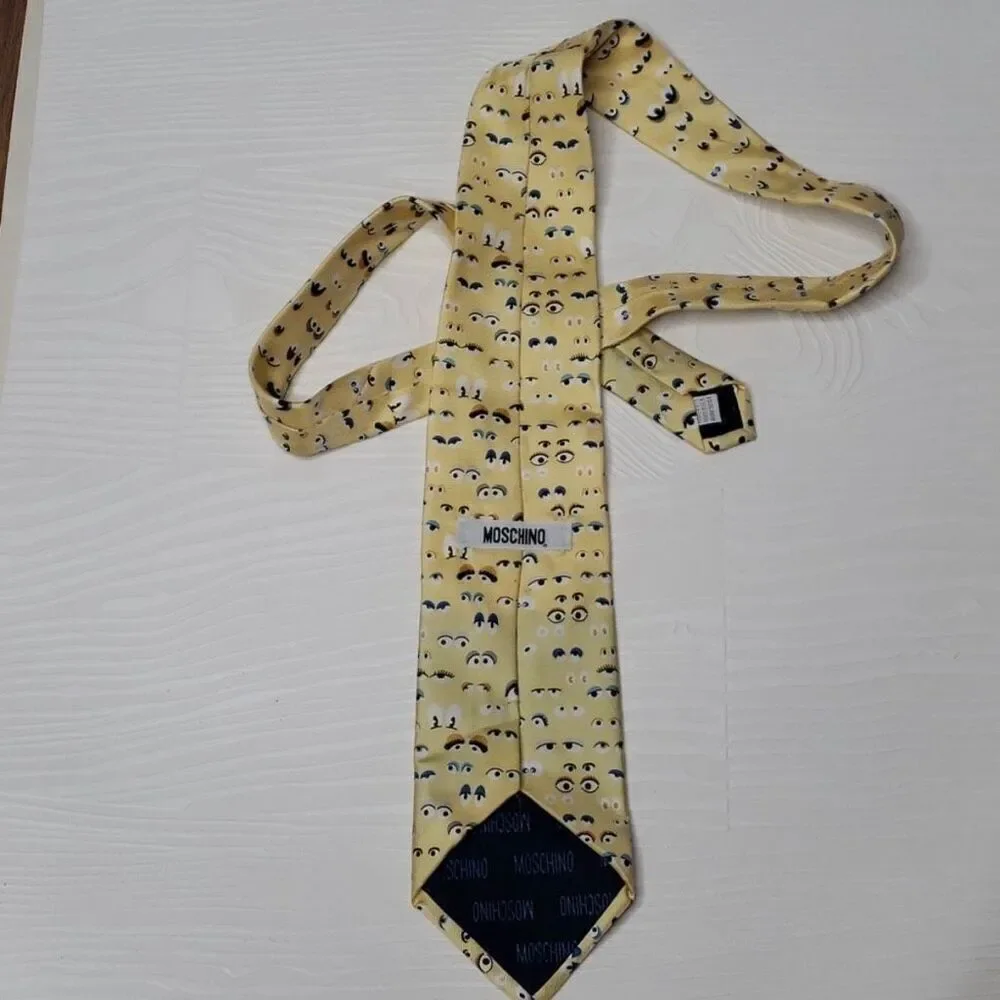 Moschino Men's 100% Silk Yellow Eyes Print Neck Tie